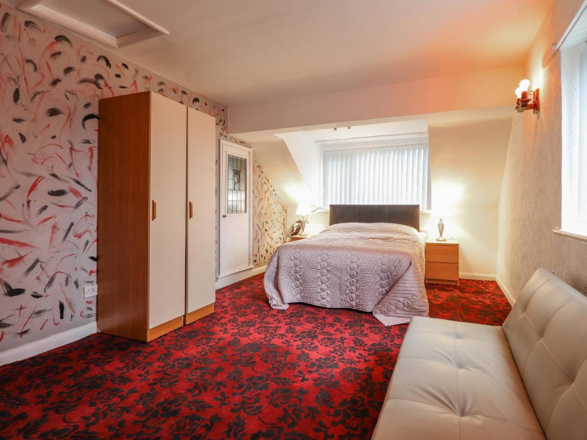 Gwynant Villa Rhyl Buitenkant foto